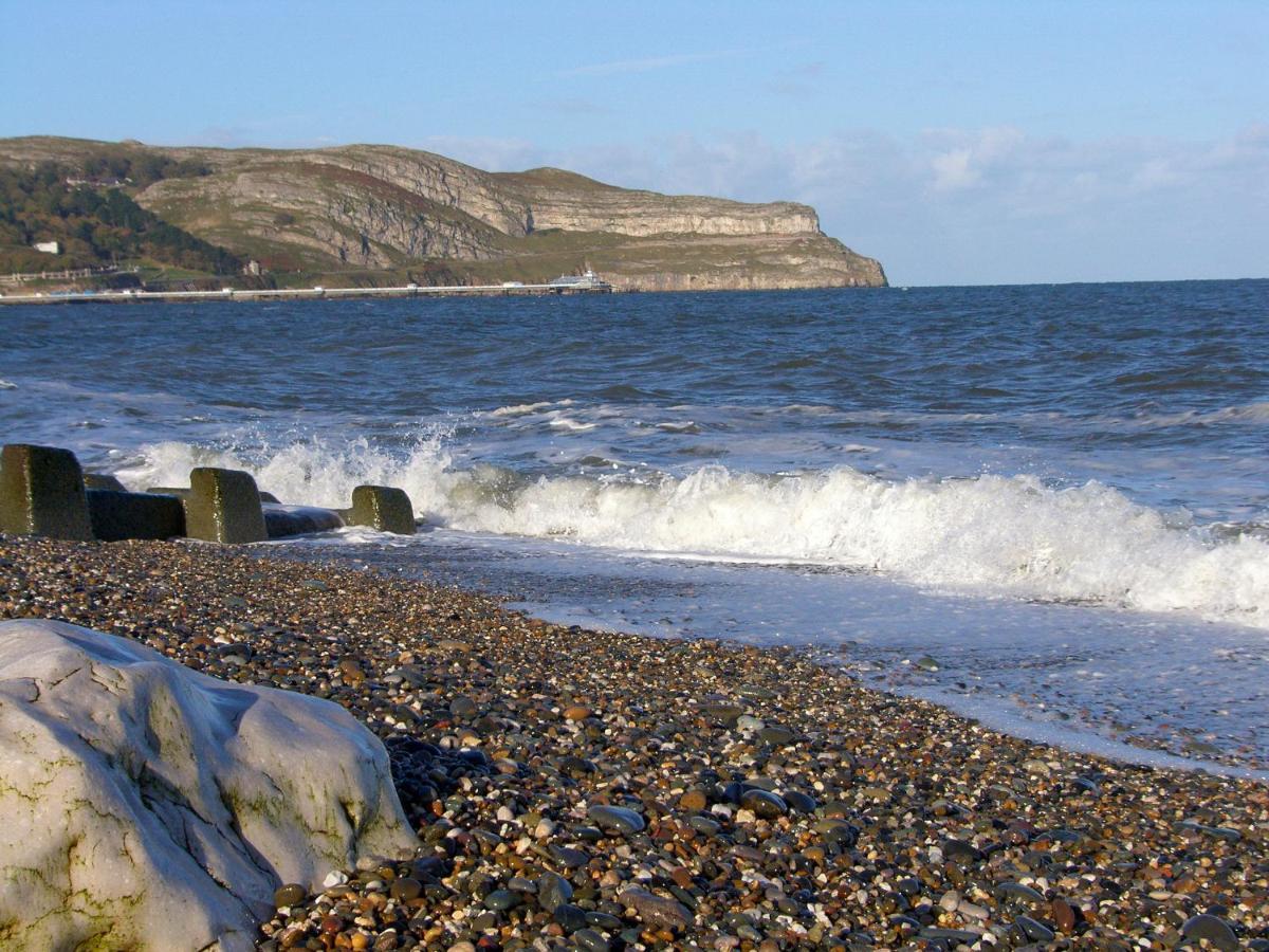 Pen Y Bont Villa Abergele Bagian luar foto