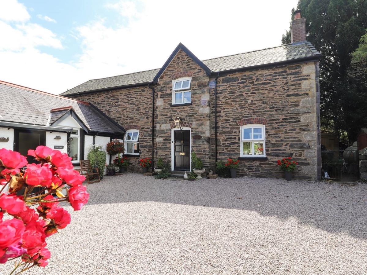 Pen Y Bont Villa Abergele Bagian luar foto